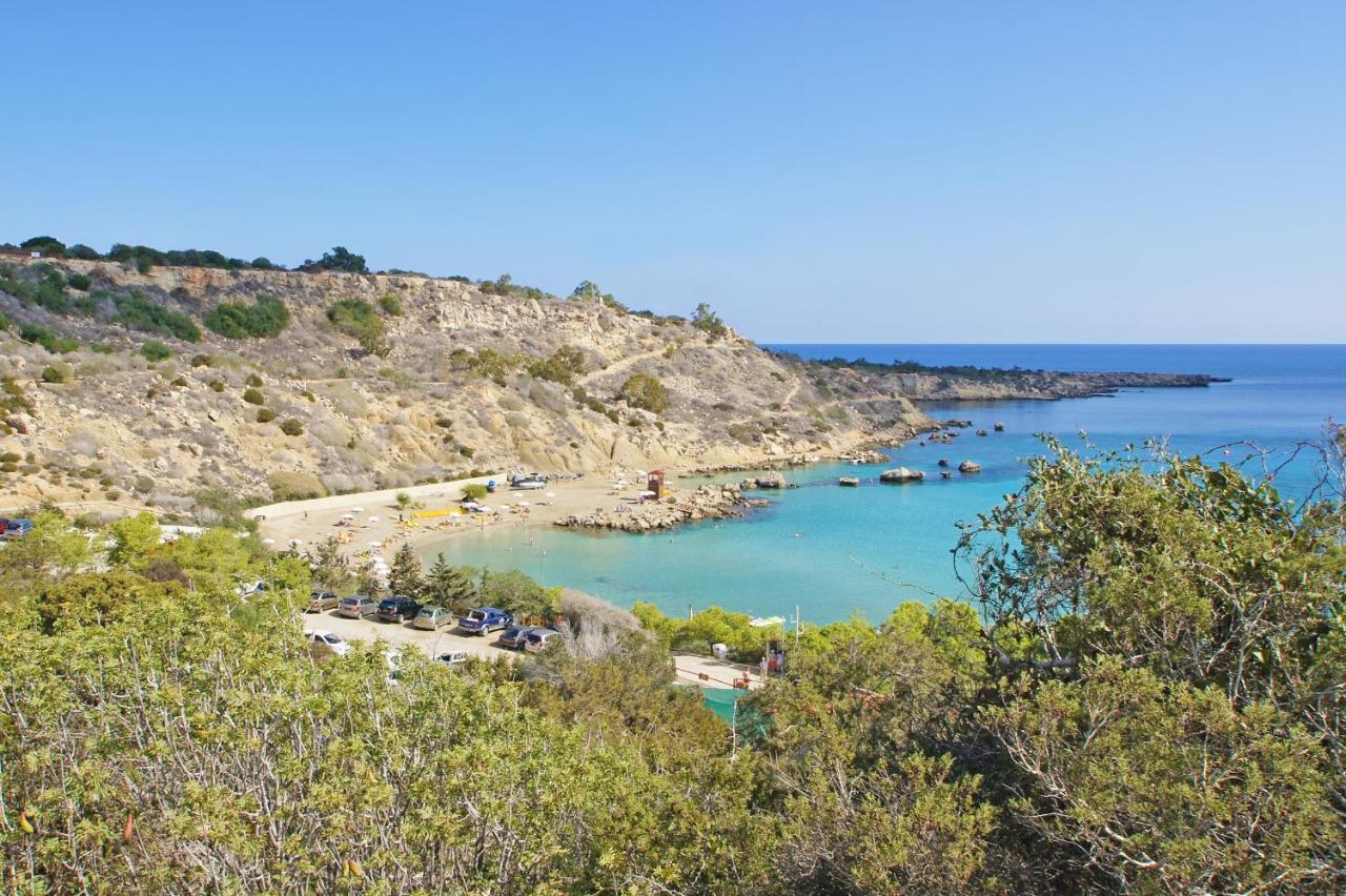 Villa Caren Paralimni Exterior photo